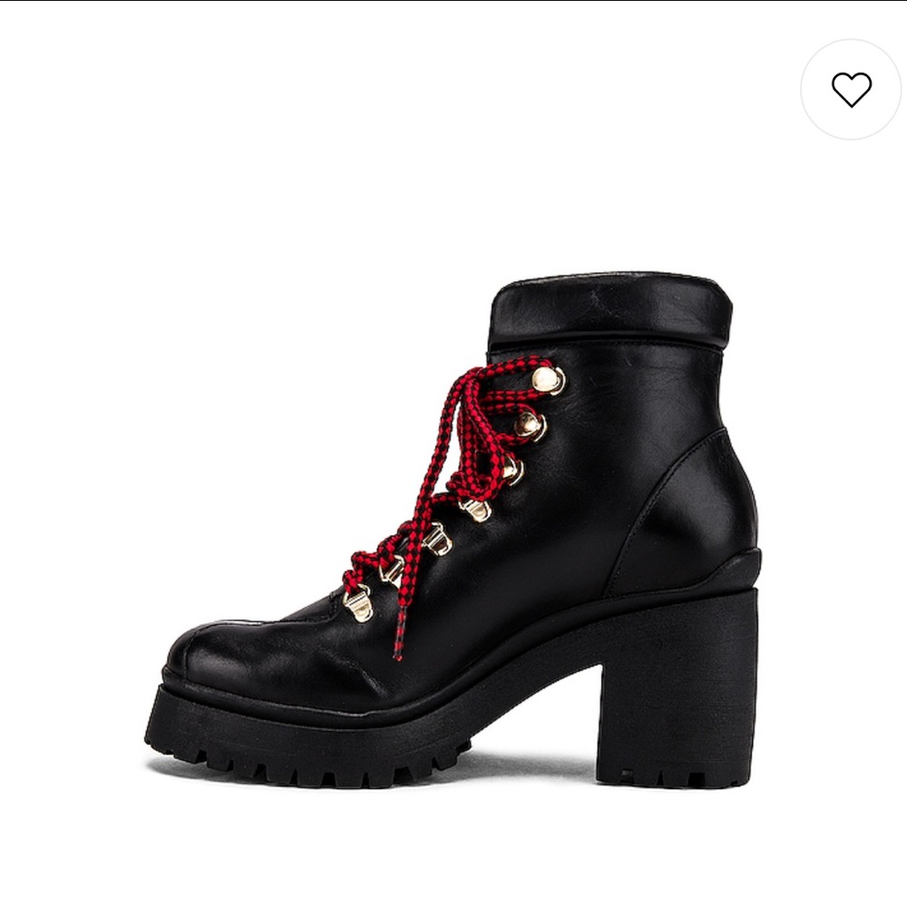 Leather boots black